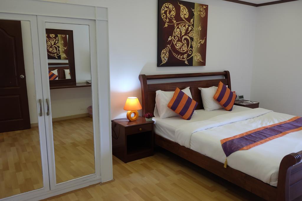 Studio Khon Kaen By Icheck Inn Екстер'єр фото